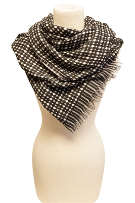 wholesale-blanket-scarf-black-white-dots